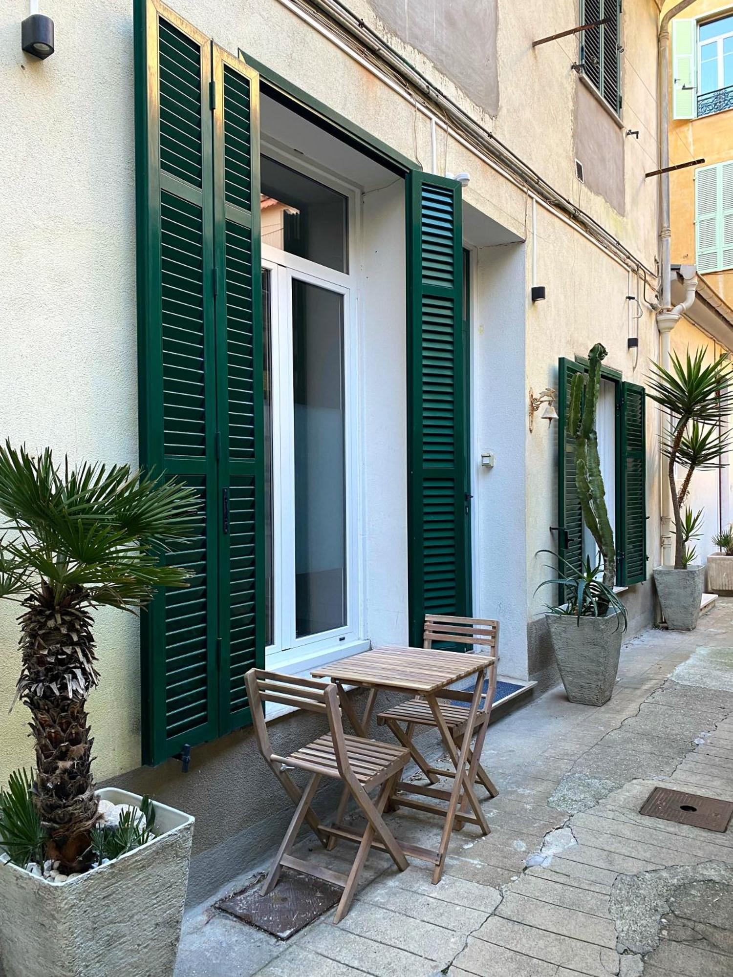 Appartement Le Felix à Menton Extérieur photo